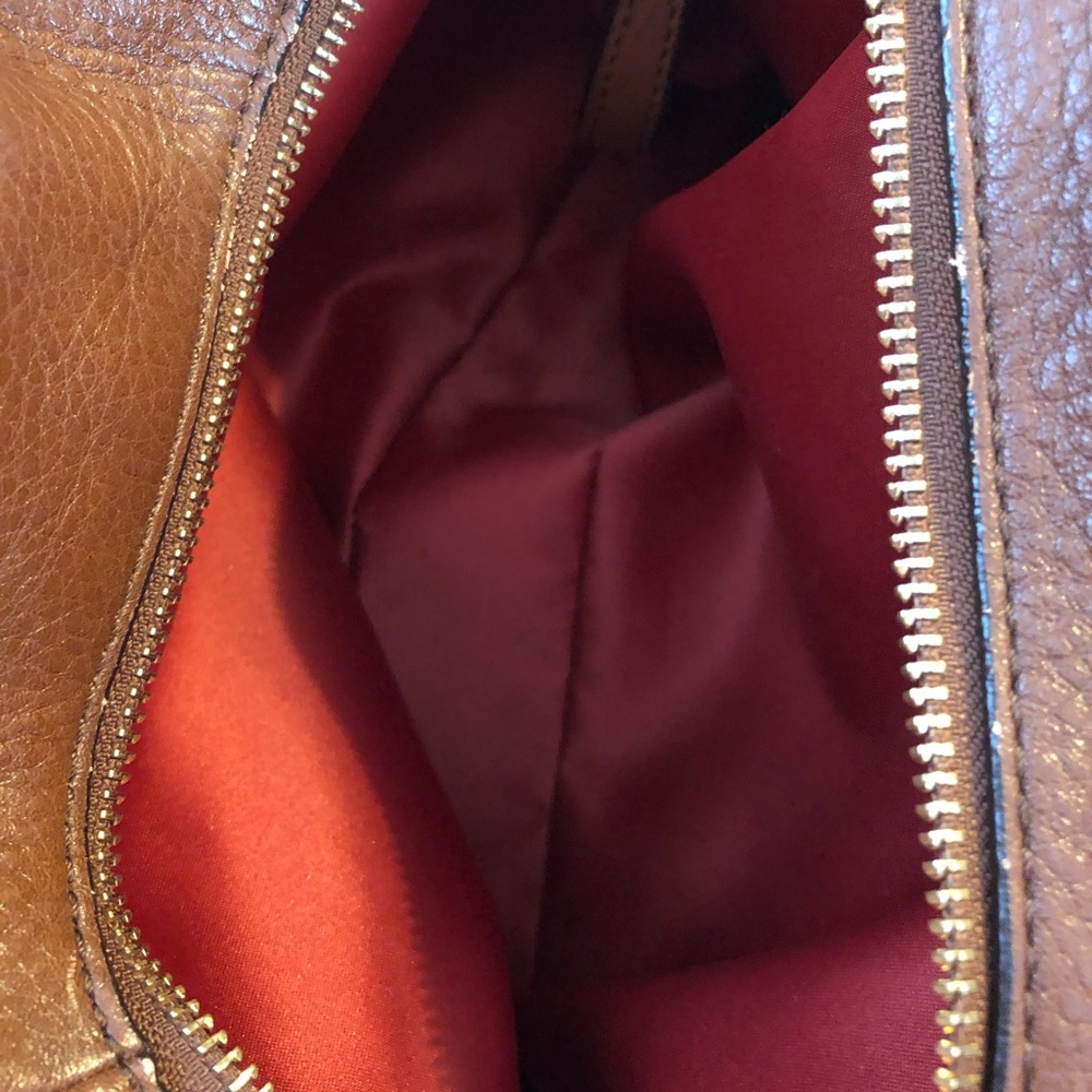 Coach purse - Picture 4 of 8